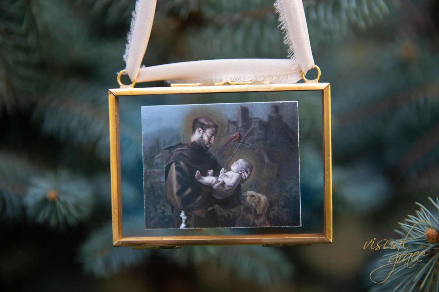 Adore | Fine Art Ornament
