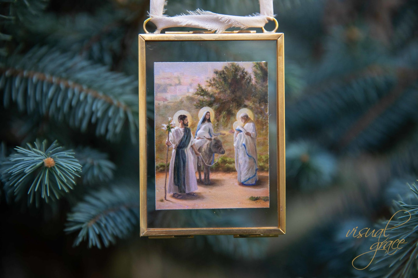A Moment in Prayer | Fine Art Ornament